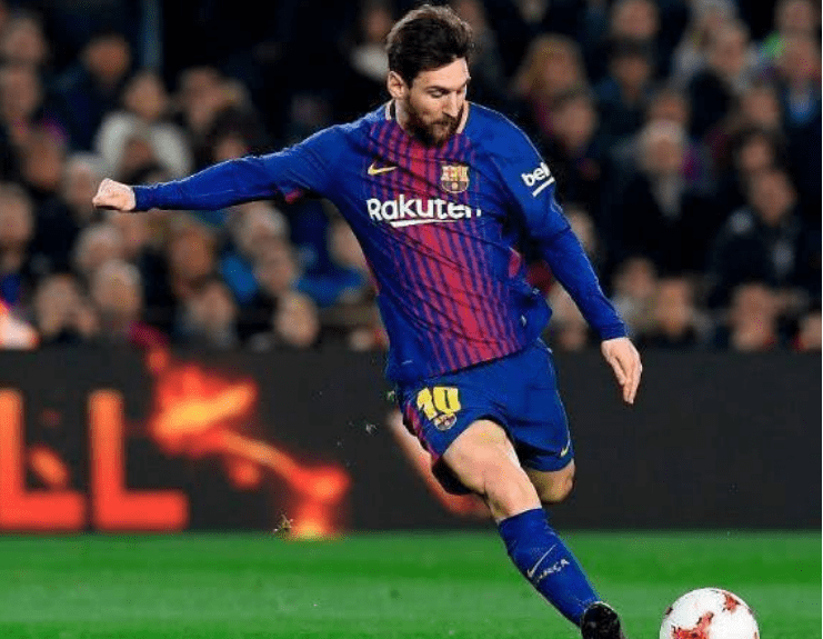 足球报：梅州客家经济困难无法妥善解决，也没总经理主持局面（足球报：梅州客家财务难题迟迟未解，总经理缺位无人主事）