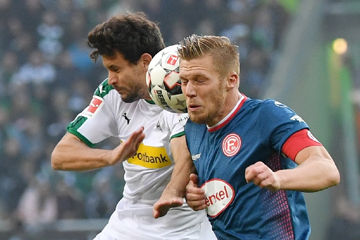 西甲-姆巴佩传射罗德里戈破门 皇马4-2塞维利亚（西甲：姆巴佩一传一射罗德里戈建功 皇马4-2击败塞维利亚）