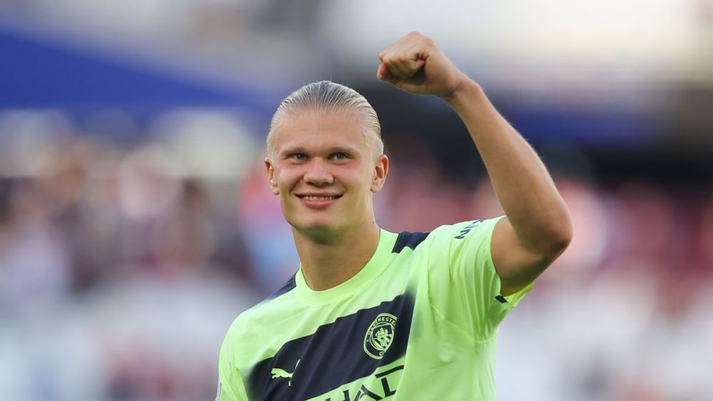 讨论室：右路三大将离队！你觉得非洲杯期间曼联能赢几场？（热议：右路三将缺阵，非洲杯期间曼联能拿几场胜利？）