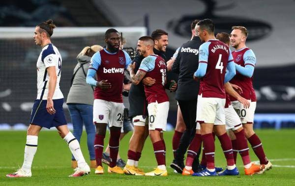 14场1球，斯基拉：米兰不满意恩昆库的表现，正考虑将他出售（14场仅进1球，斯基拉称米兰不满恩昆库表现，正酝酿将其出售）