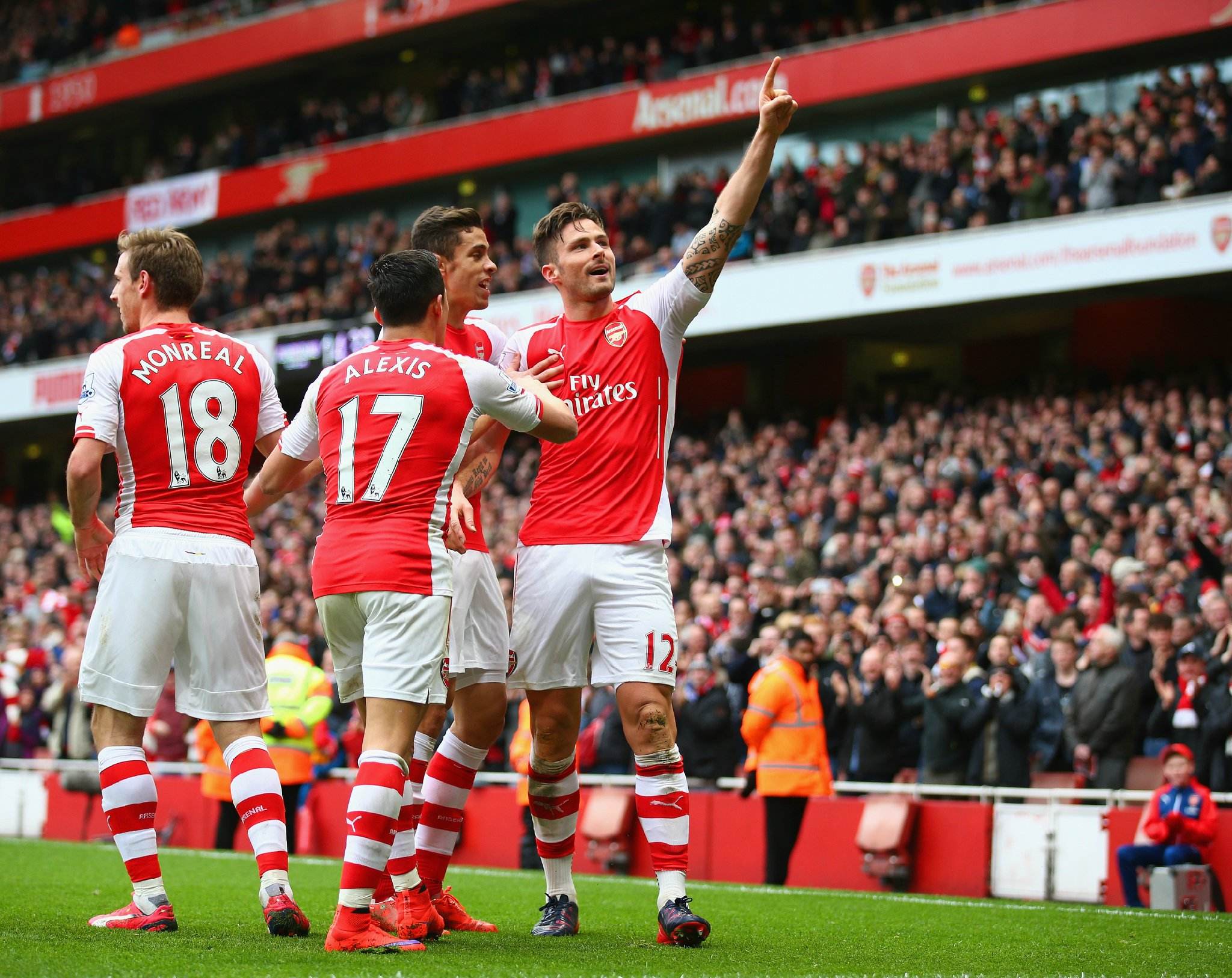 英媒：罗克回归巴甲后浴火重生，曼联盼补强锋线已对他关注