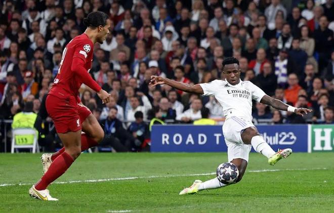 皇马正在重点关注雅各布·拉蒙和约安·马丁内斯（皇马将雅各布·拉蒙与约安·马丁内斯列为重点考察对象）