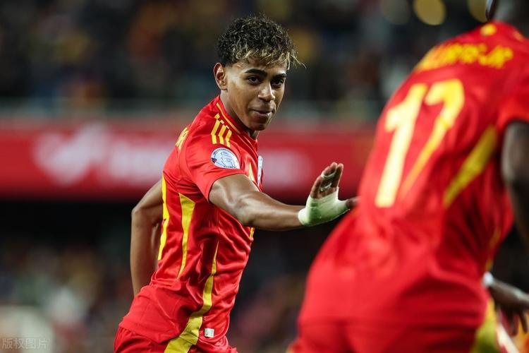 记者：热刺不会在冬窗召回武什科维奇，球员将留在汉堡（记者：热刺冬窗不召回武什科维奇，球员将继续效力汉堡）