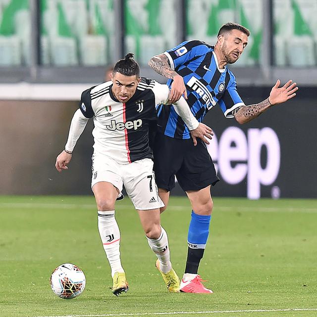 鲁媒：山东男篮外线有了明显补强 但内线的人员轮转问题需要重视