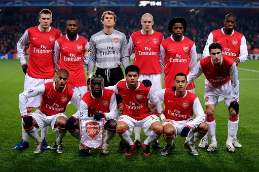 詹姆斯5中0一分未得，里夫斯扛起进攻大旗，首节湖人领先